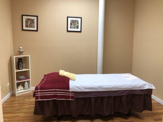 Massage Table, Room 2