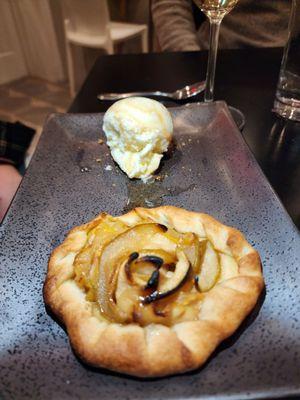 Anjou Pear Crostata