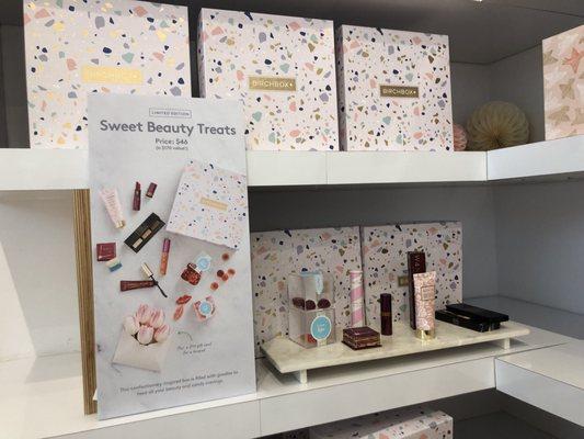 Sweet beauty treats box