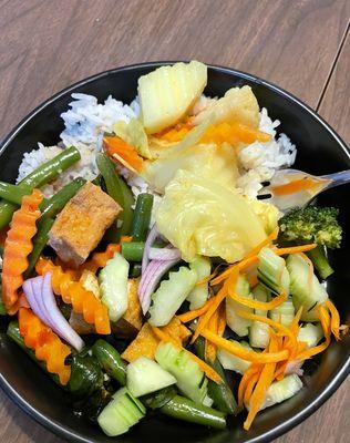 Spicy Green Beans, Yellow Curry, Cucumber Salad