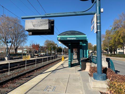 VTA Light Rail - Champion Station