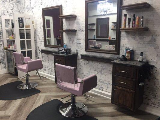 Cute salon!