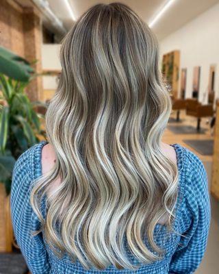 Dimensional Color Session-Hair Painting
4 hours
$300