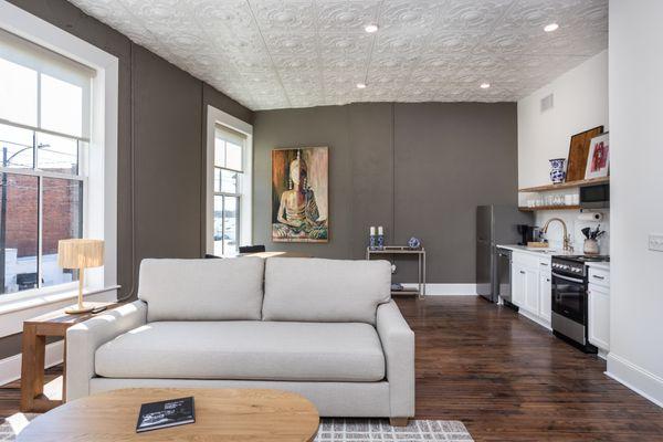 Presidential suite! King, one bedroom. Full kitchen with quartz countertops and stainless steel appliances!