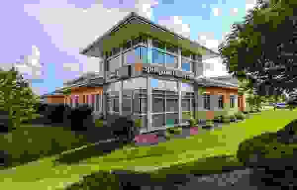 Froedtert Springdale Health Center Lab, 21700 Intertech Dr, Brookfield ...