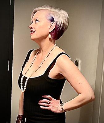 Color & cut is always on point & hot spot on the First Friday Art Trail! Alicia is simply amazing!!!