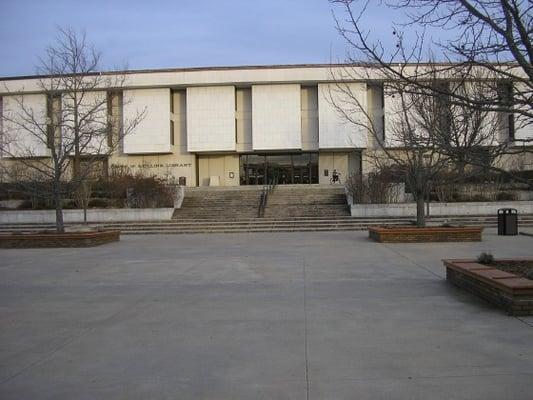David W. Mullins Library