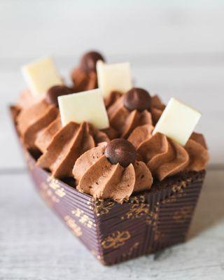 Vegan Chocolate Pound Cake