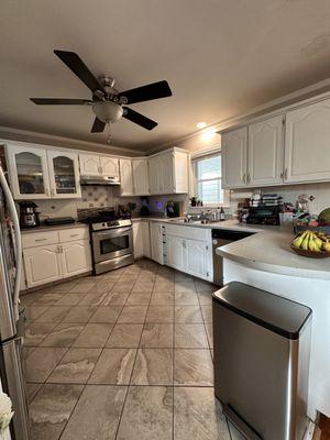 Heni's Way Cleaning Services