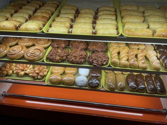 Town Donuts and Breakfast