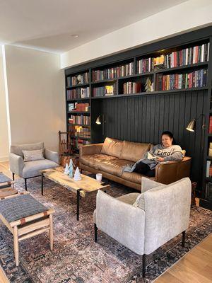 Downstairs library & lounge.