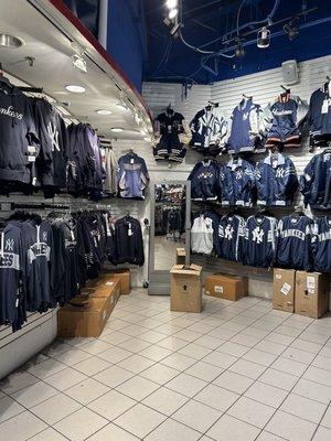 Yankee Clubhouse Shop