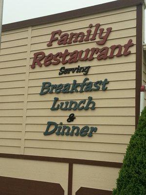 Wagon Wheel Bar and Grill