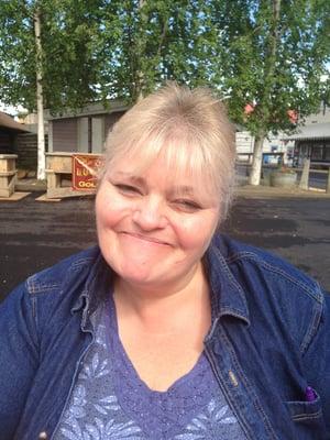 Head chef @ mamma Grizzly's