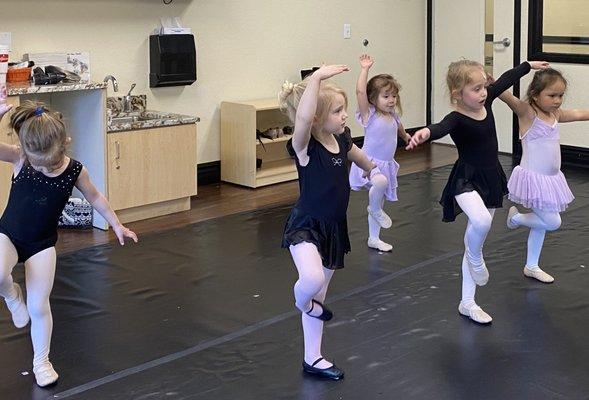 DanceUp Performing Arts