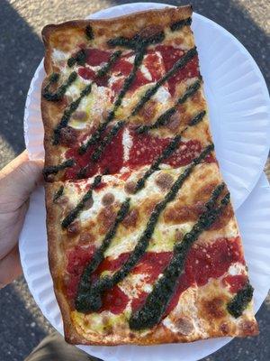 Better pizza down the street at Oakwoods