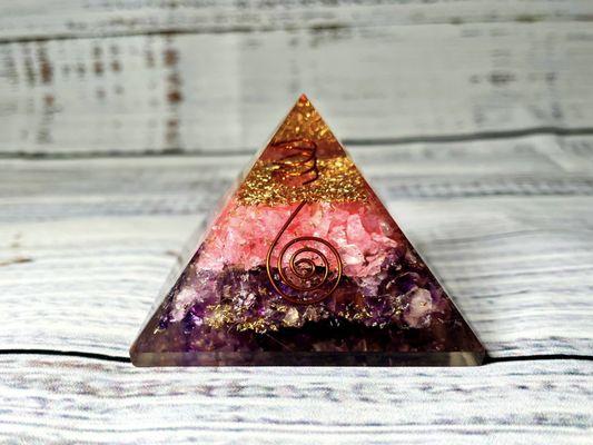 Amethyst & rose quartz pyramid.