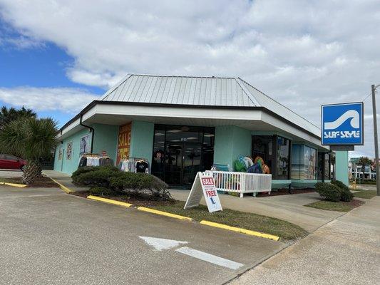 Located at 1310 S. Atlantic Avenue, Sandbox in Daytona Beach, FL, is your top choice for beachwear...