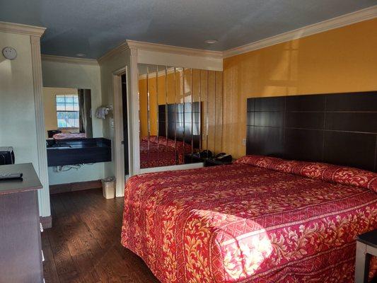 Room 110 at Royal Inn. Comfortable and clean (other than fridge and microwave). No bugs.