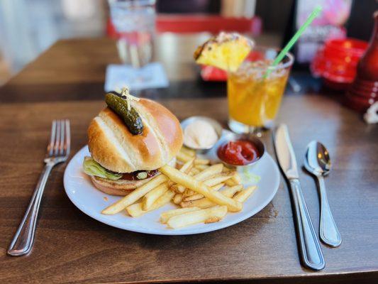 Happy hour Waygu burger