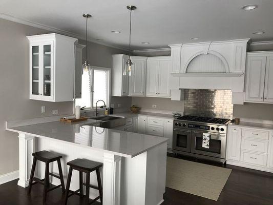 In And Out Decorating