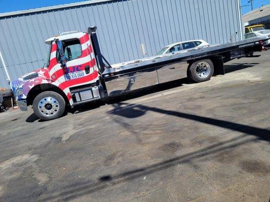 JJC Towing Transportation