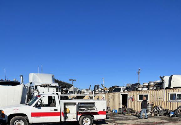 Ramon Flores New & Used Tires