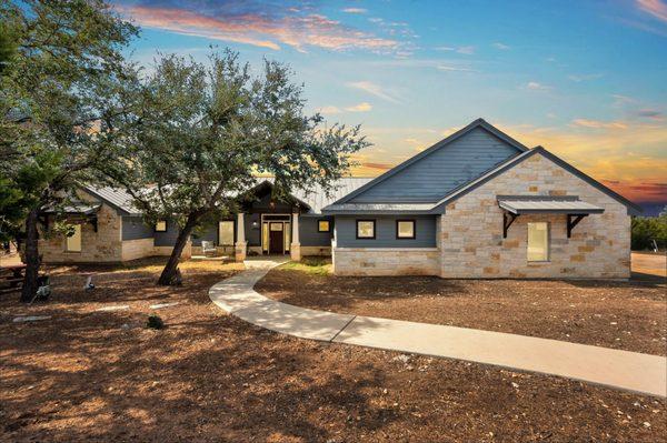 Michelle Gomez -  Magnolia Realty