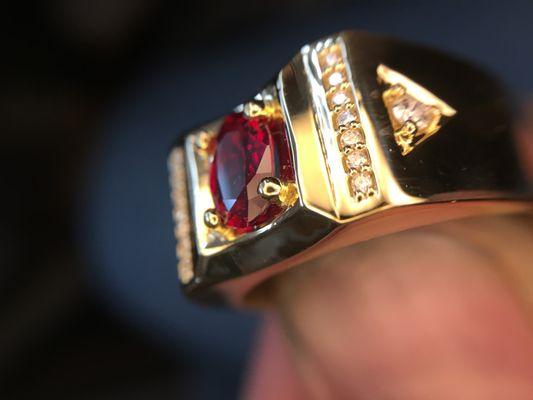 Roof Jewelers & Awards