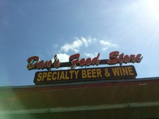 Dan's Food Store