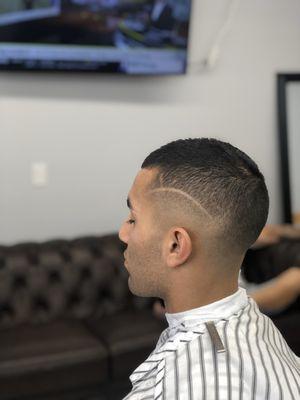 Mid Fade x Slash