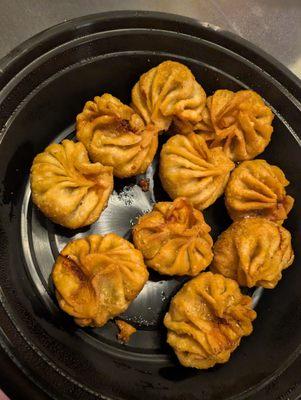 Fried Veg paneer momos