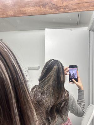 mechones súper marcados y amarillos