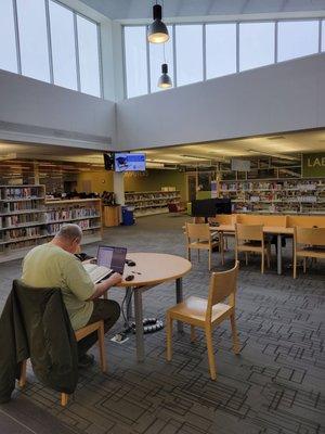 Montgomery County Public Libraries - Gaithersburg Branch