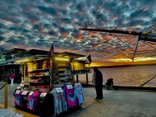 Pic at night beautiful sunset