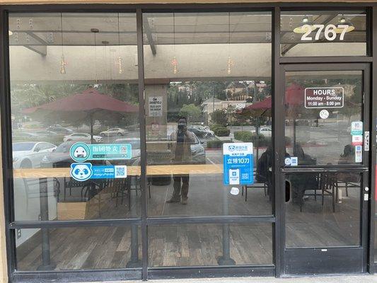 The restaurant is closed.