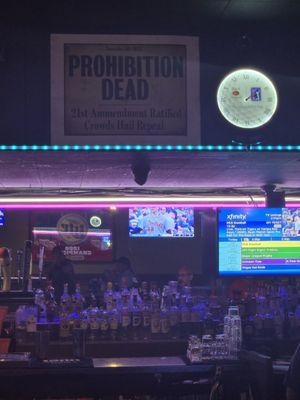 Rj's Bar & Grill