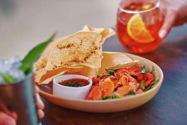 Lo & Behold Bar And Kitchen