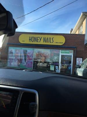 I like this place there fast and efficient