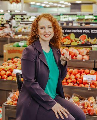 Hy-Vee Dietitian, Heidi Lohman-Schrader, MS, RDN, LD