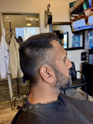 Casual Men's cut and Beard Combo