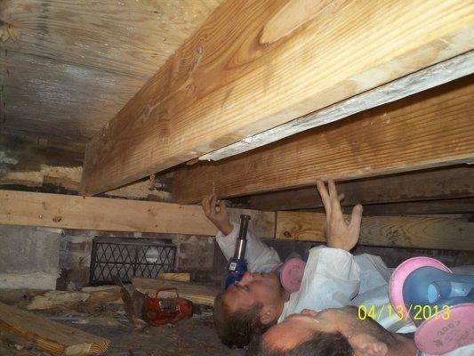 Trained Technicians NOT salespeople to inspect your home for crawl space and foundation repair.