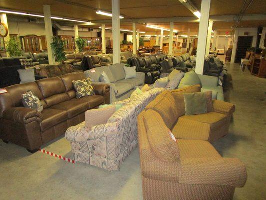 Affordable Furniture And Treasures - Dubuque, Iowa