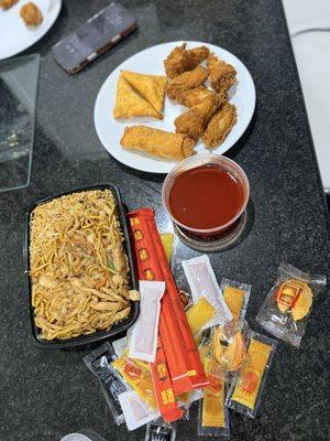 Fried Crab Meat Cheese Wonton 8 Pieces Fried Chicken Wing