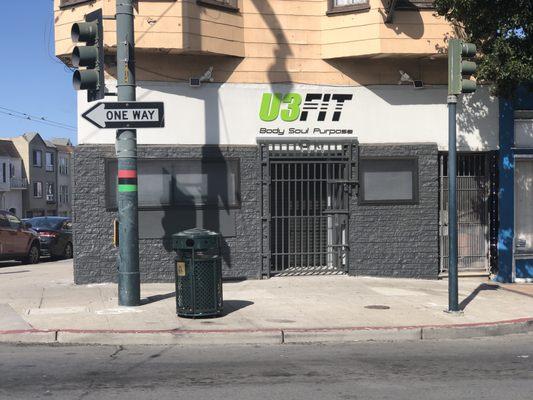 Store front on the corner of 3rd and Newcomb.