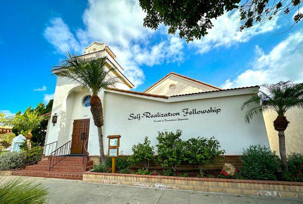 Self-Realization Fellowship Encinitas Temple Entrance