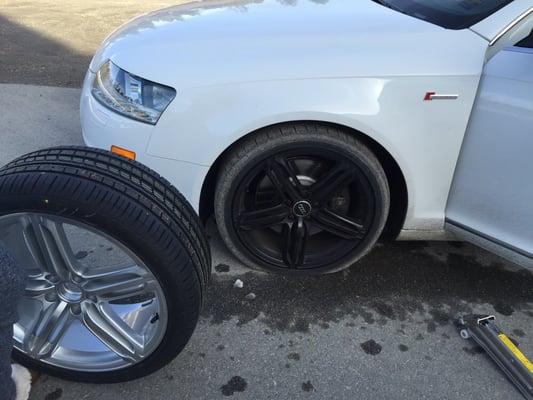 Helped replace my tire in no time, and I didn't even have the right tools to get the cap off, Hard working honest mechanics!!!!