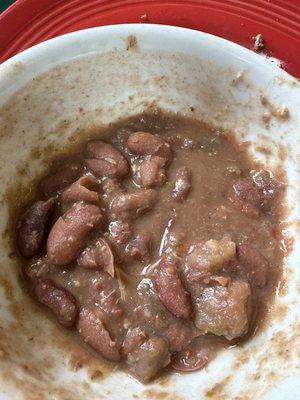 Se supone que es fresco los frijoles y son del día de ayer o antier.