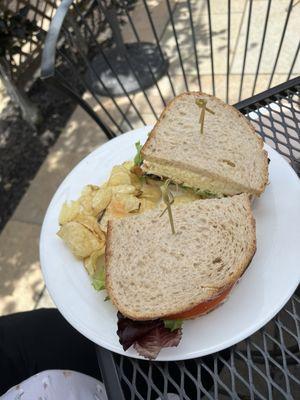 RJ Cafe & Bistro