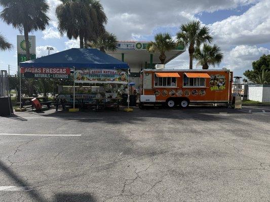 What the food truck looks like